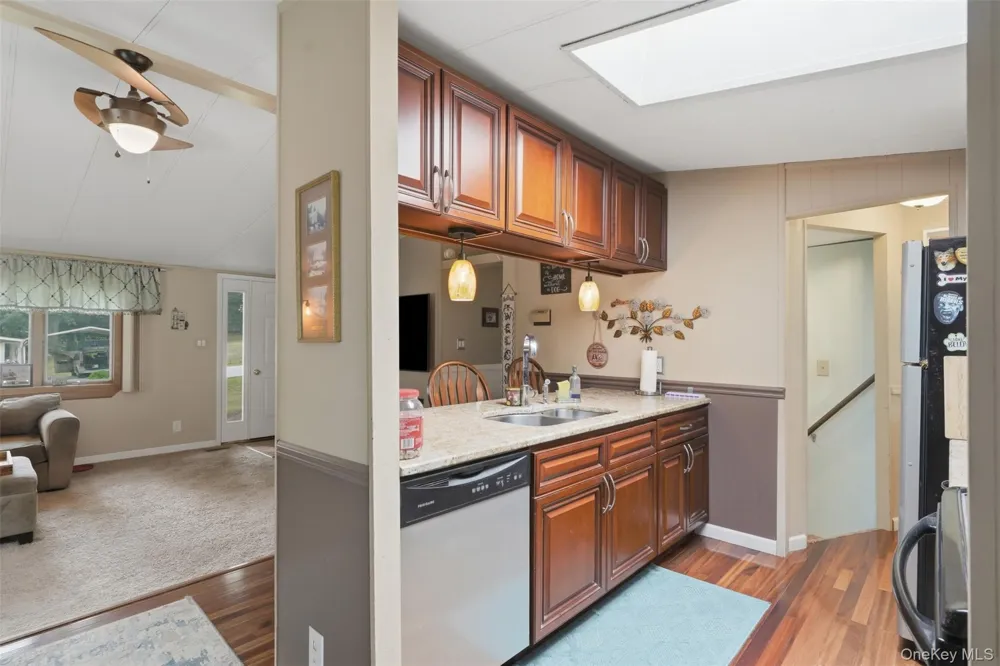 4 Seneca Lane Milton, NY 12547