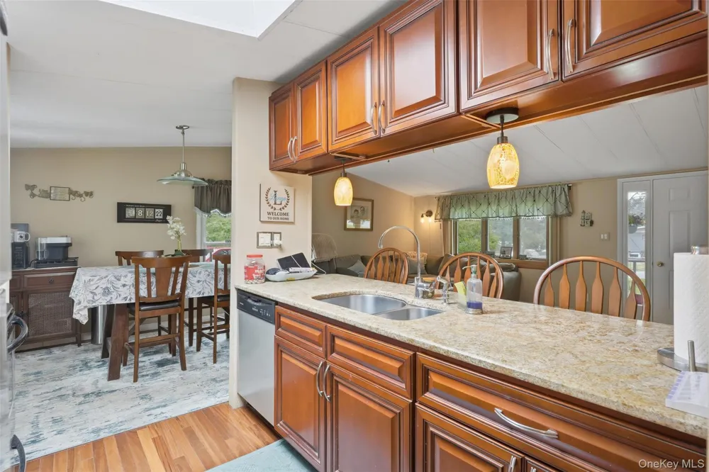 4 Seneca Lane Milton, NY 12547