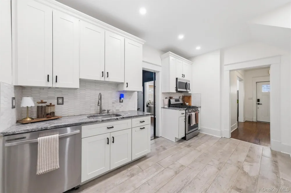 19 Forsythe Place Newburgh, NY 12550