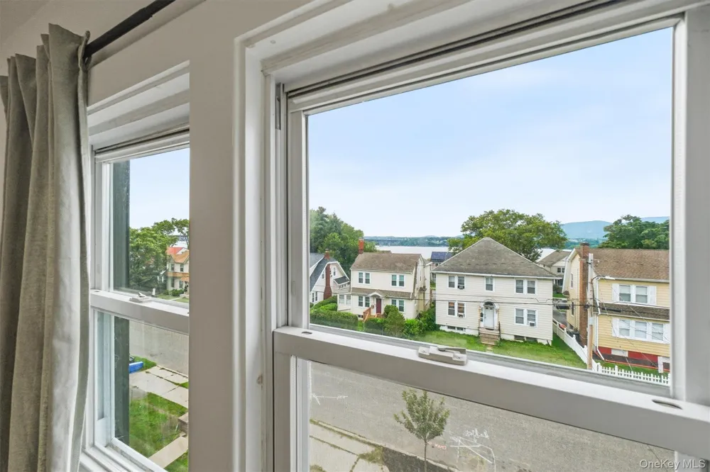 19 Forsythe Place Newburgh, NY 12550