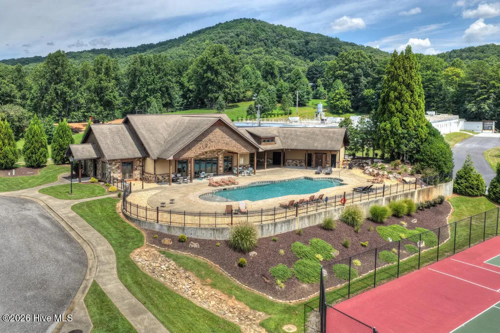 93 Whisperwood Trail Blairsville, GA 30512