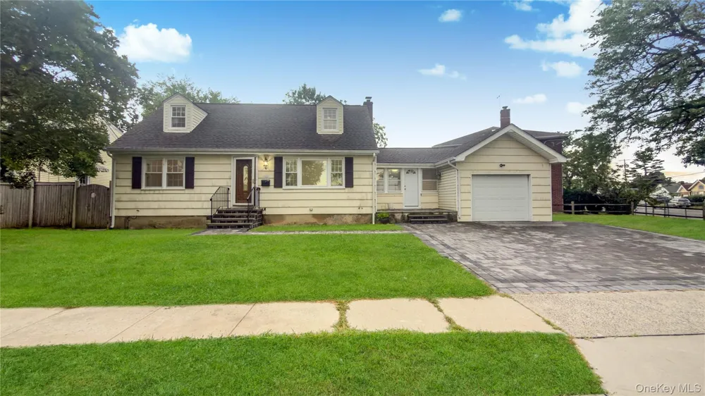 6 Harold Avenue Hempstead, NY 11550