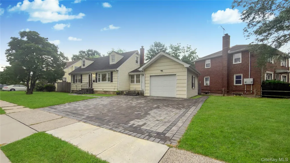 6 Harold Avenue Hempstead, NY 11550
