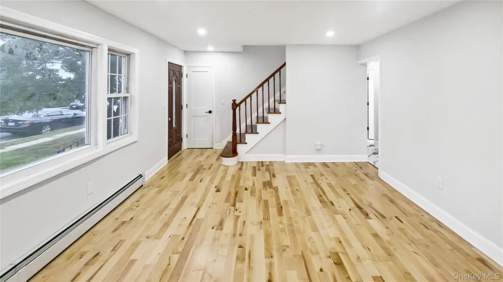 6 Harold Avenue Hempstead, NY 11550