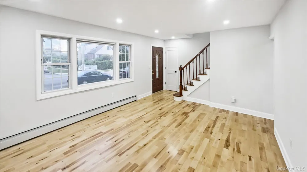 6 Harold Avenue Hempstead, NY 11550