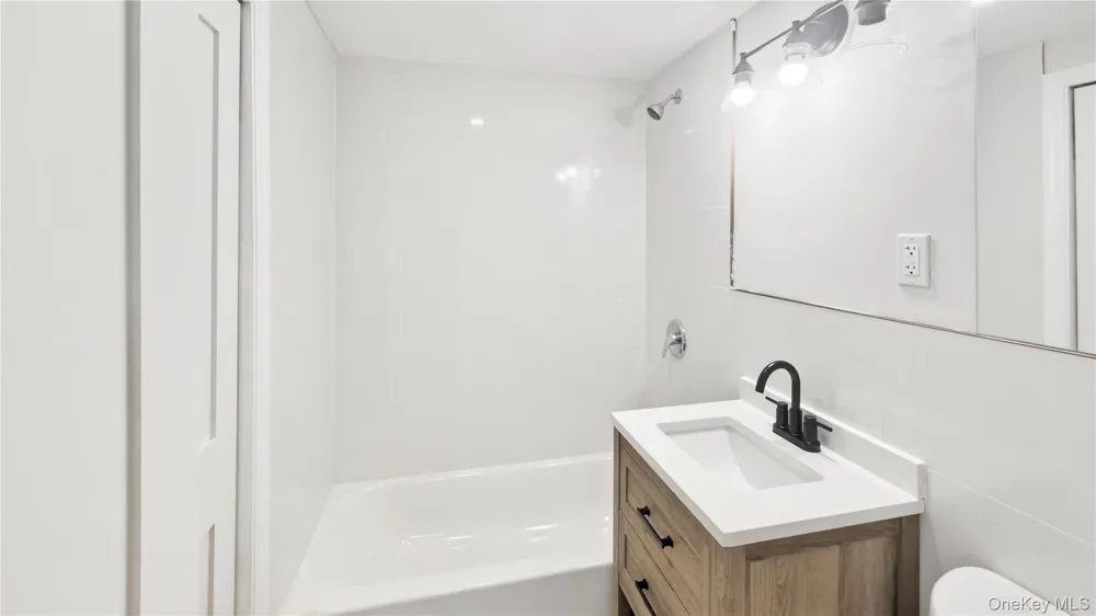 6 Harold Avenue Hempstead, NY 11550