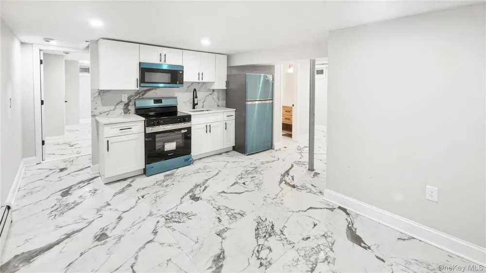 6 Harold Avenue Hempstead, NY 11550
