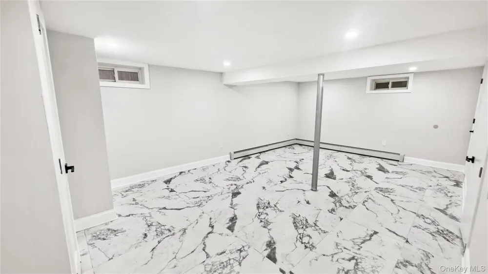 6 Harold Avenue Hempstead, NY 11550