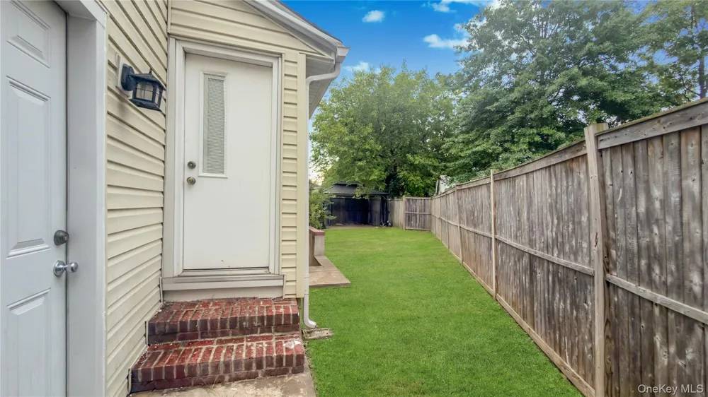 6 Harold Avenue Hempstead, NY 11550