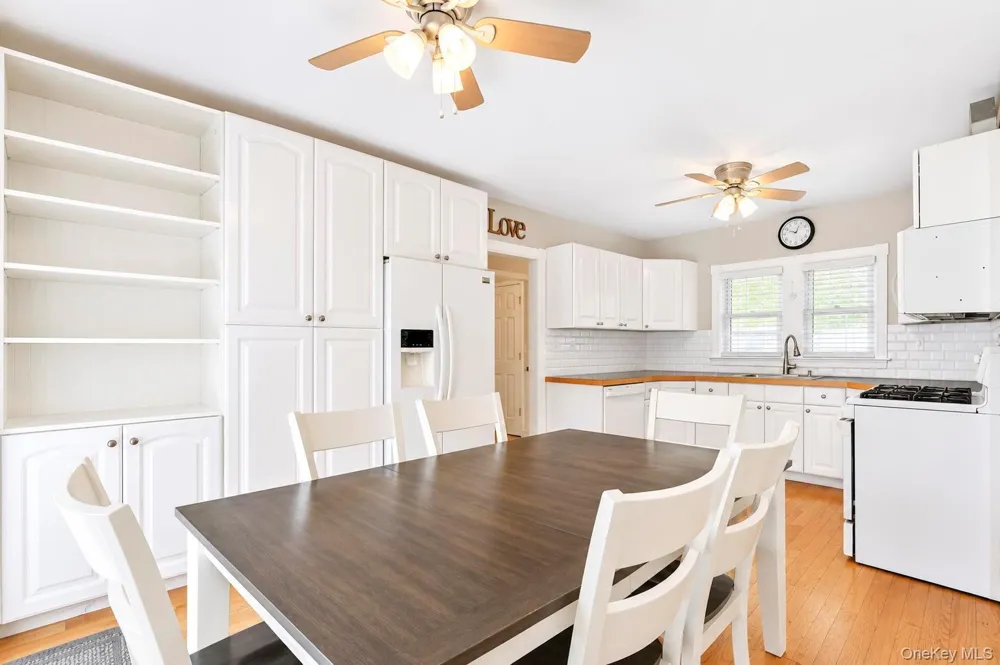 30 Pansy Road Rocky Point, NY 11778