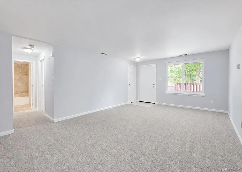 145 Cambridge Drive Port Jefferson, NY 11776