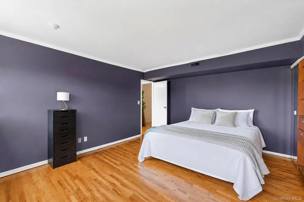 194 Artist Lake Drive #194 Middle Island, NY 11953