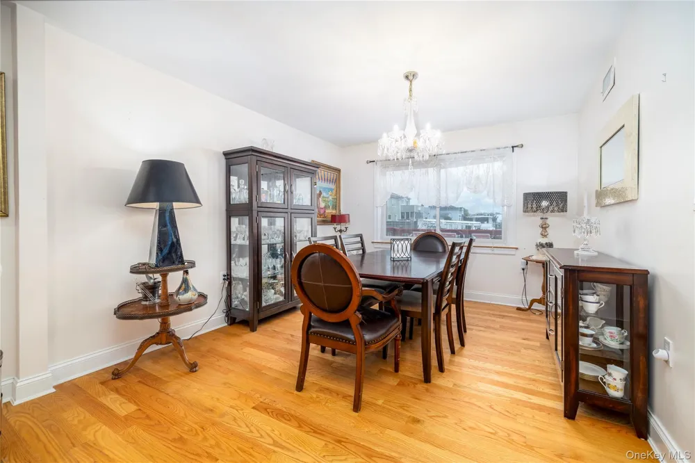 163 Mott Street Oceanside, NY 11572