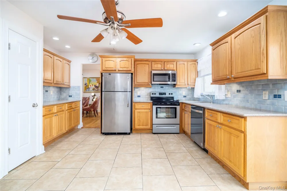 163 Mott Street Oceanside, NY 11572