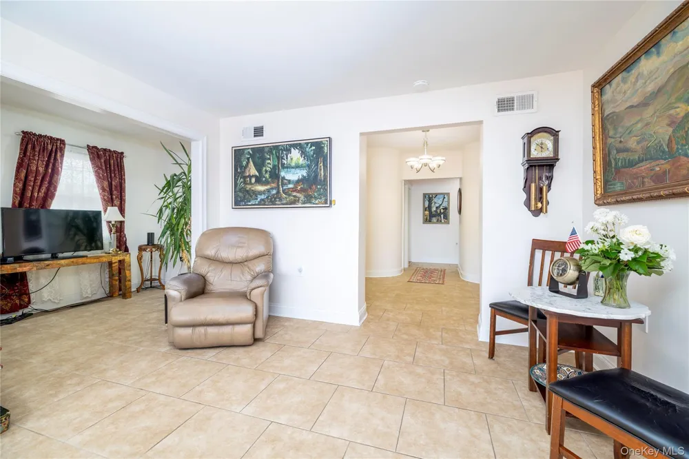 163 Mott Street Oceanside, NY 11572