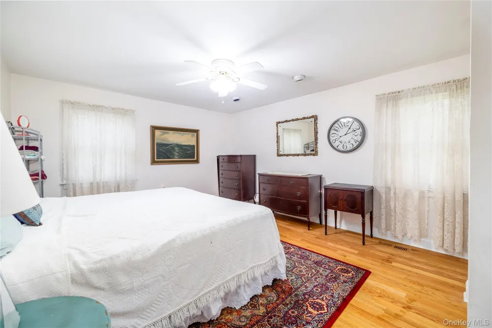 163 Mott Street Oceanside, NY 11572