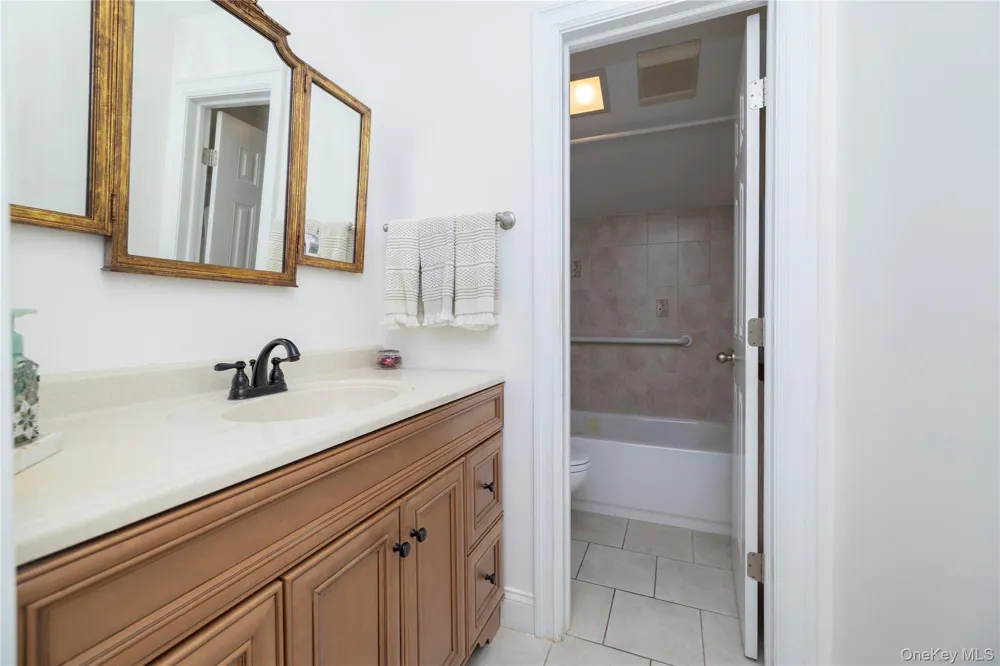163 Mott Street Oceanside, NY 11572