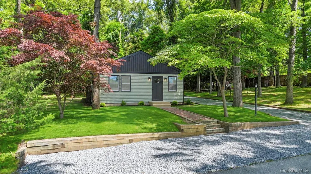 234 Lakeside Trail Ridge, NY 11961