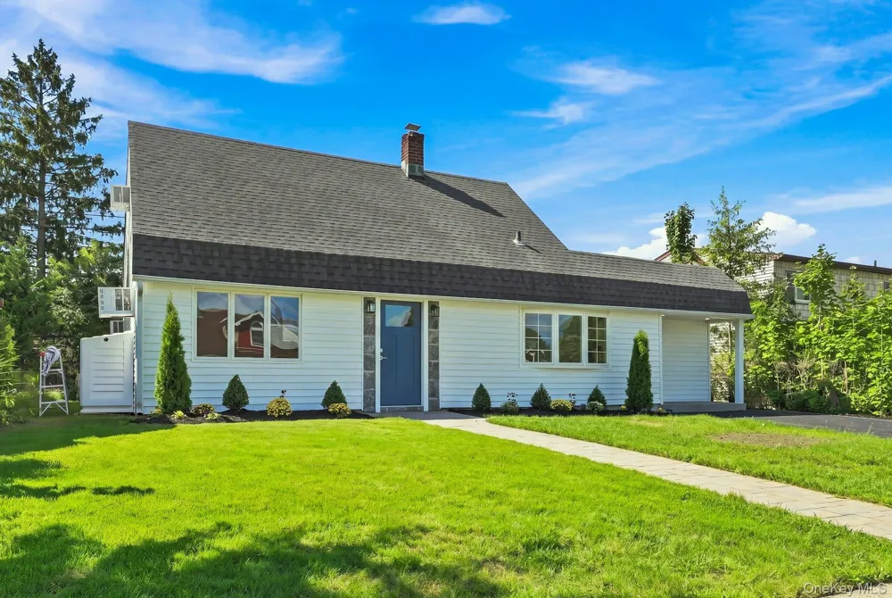 26 Birch Lane Levittown, NY 11756