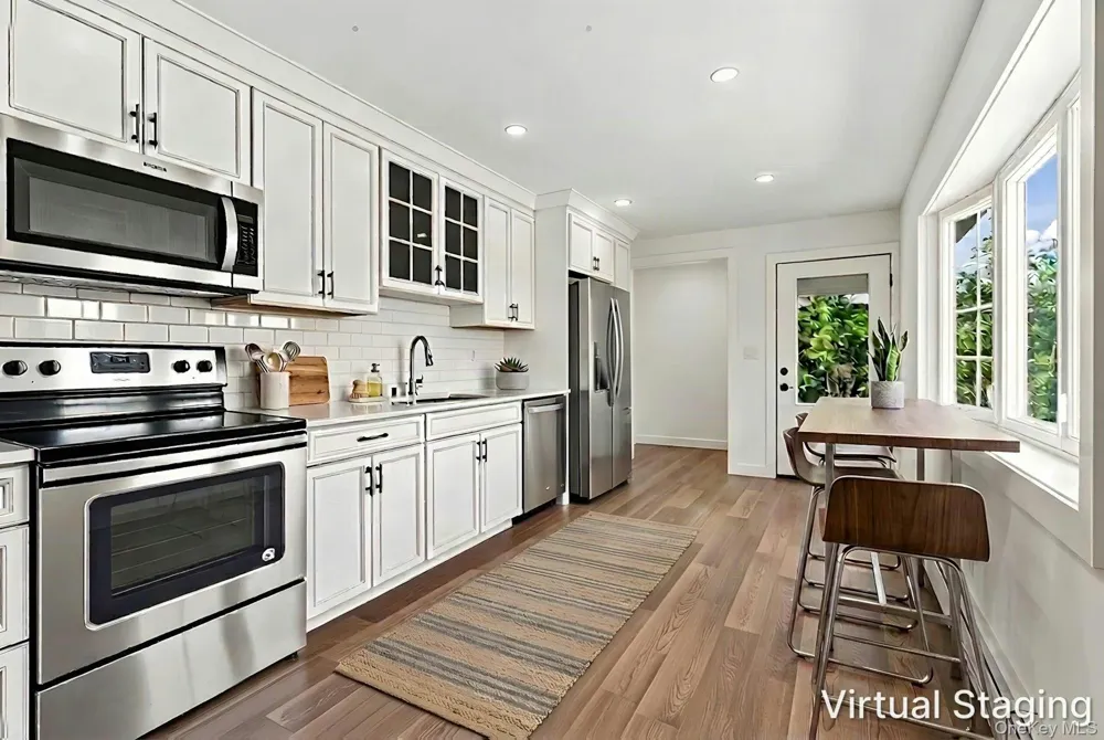 26 Birch Lane Levittown, NY 11756