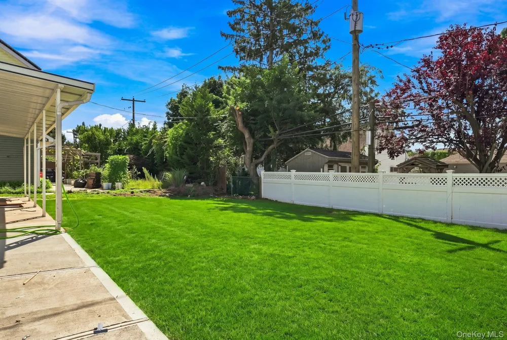 26 Birch Lane Levittown, NY 11756