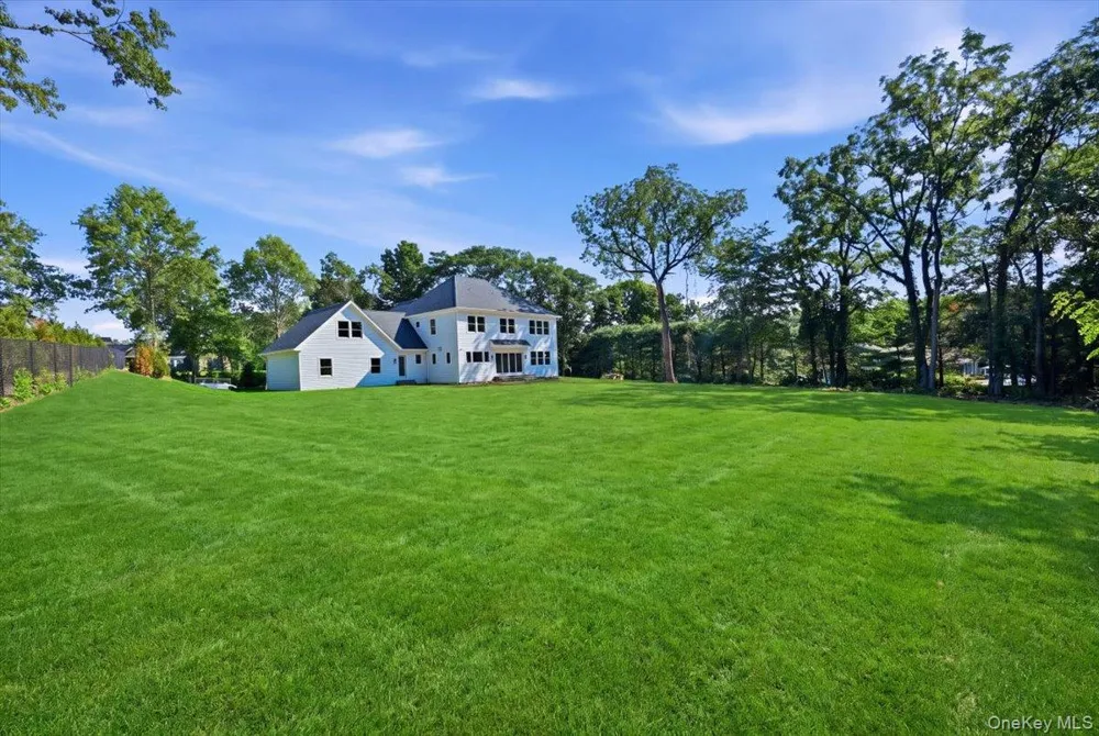 2 Wilder Lane Huntington, NY 11743