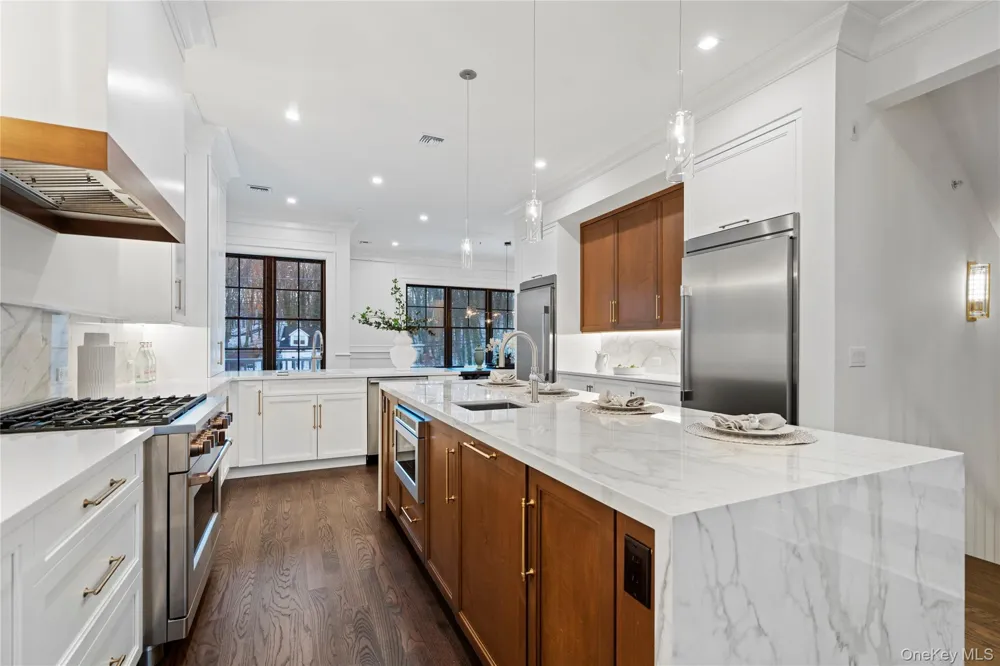 133 Spring Road #1 Huntington, NY 11743