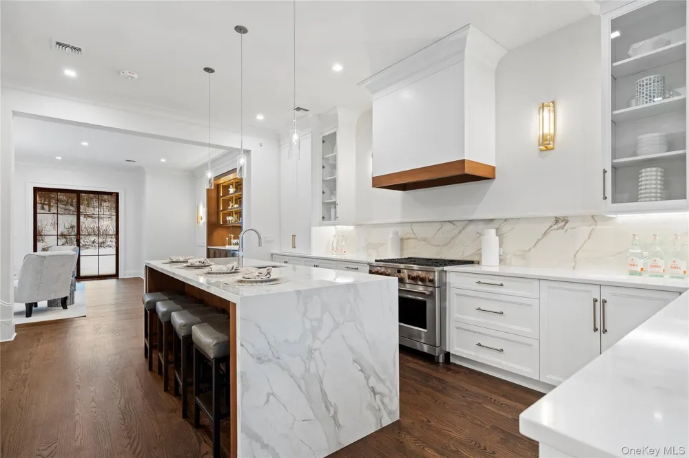 133 Spring Road #1 Huntington, NY 11743