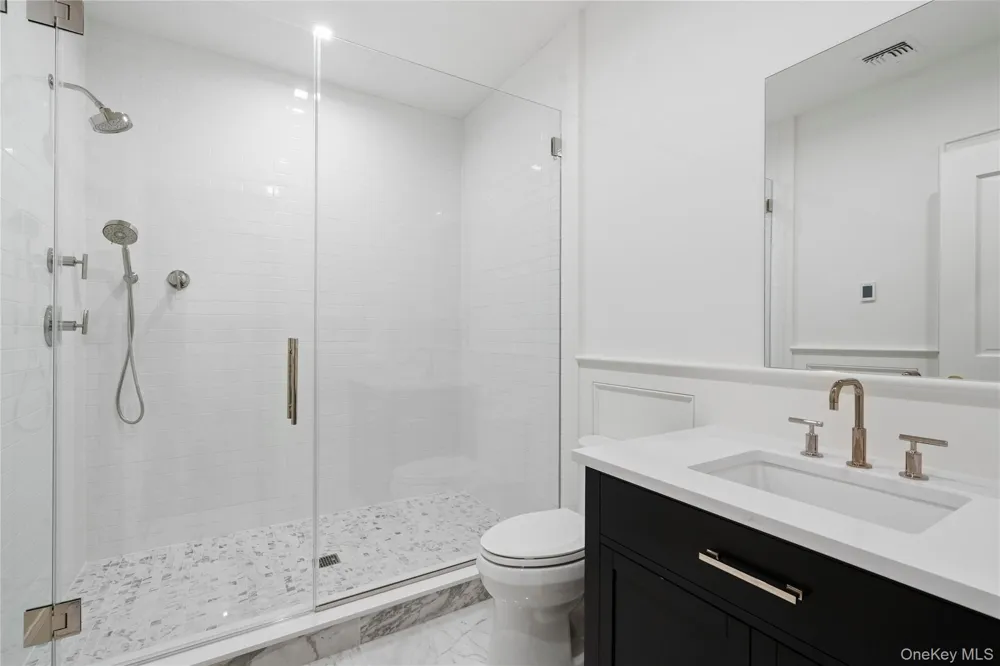 133 Spring Road #1 Huntington, NY 11743
