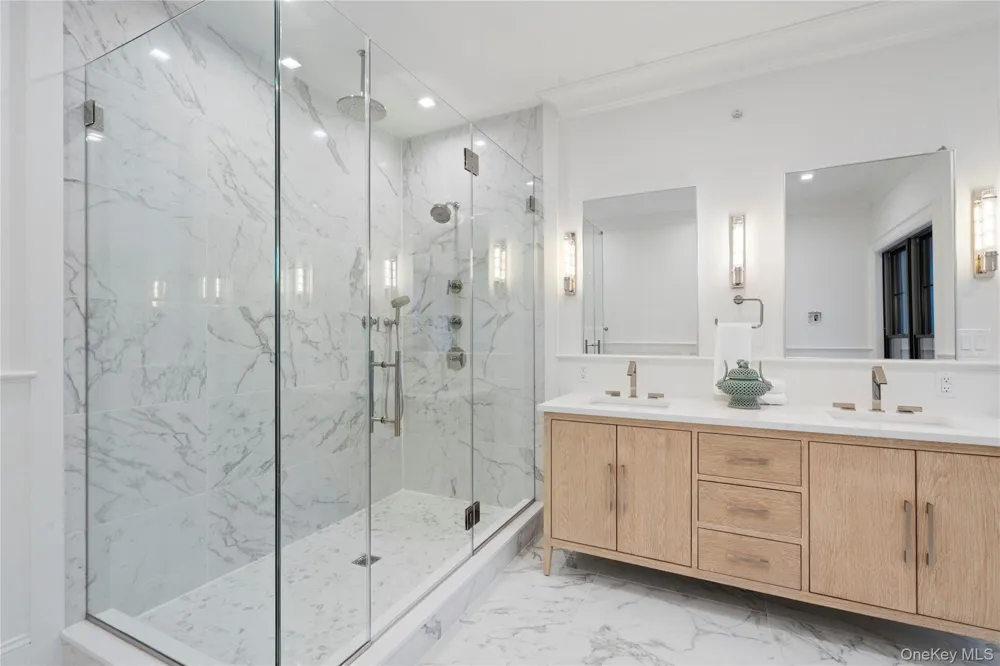 133 Spring Road #1 Huntington, NY 11743