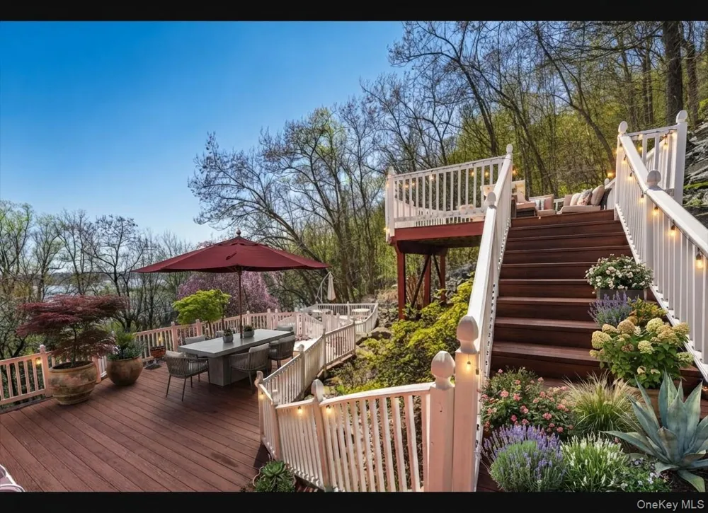 908 Route 9W Nyack, NY 10960