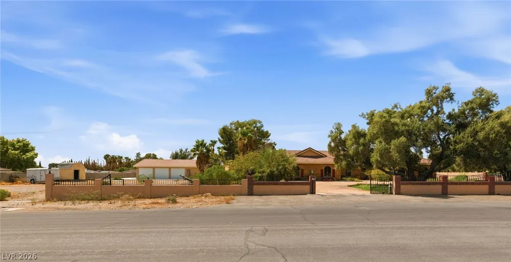 8385 W La Madre Way Las Vegas, NV 89149
