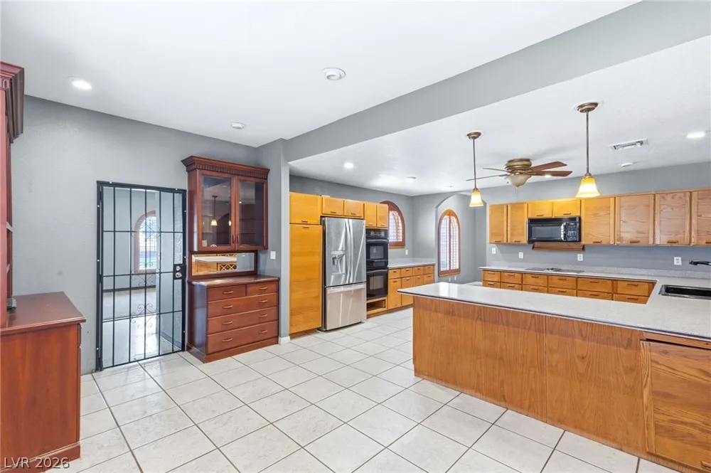 8385 W La Madre Way Las Vegas, NV 89149