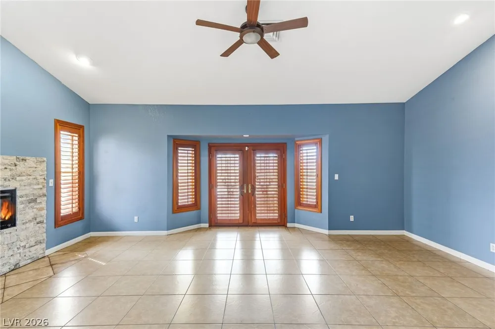 8385 W La Madre Way Las Vegas, NV 89149
