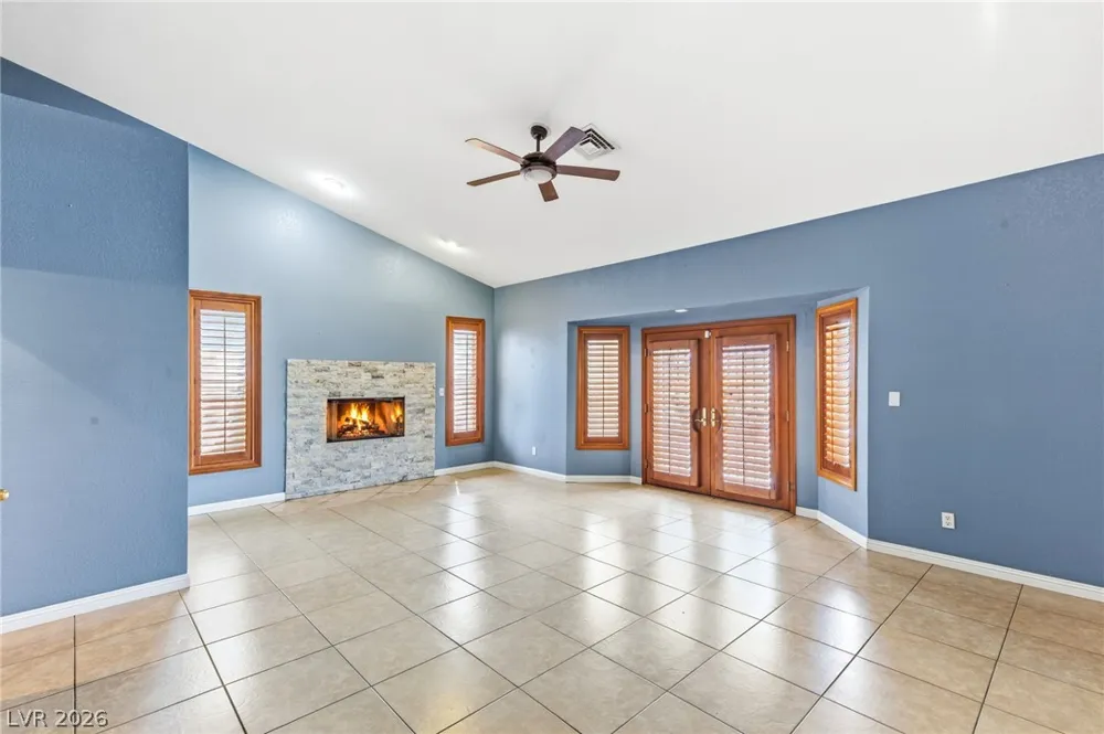 8385 W La Madre Way Las Vegas, NV 89149