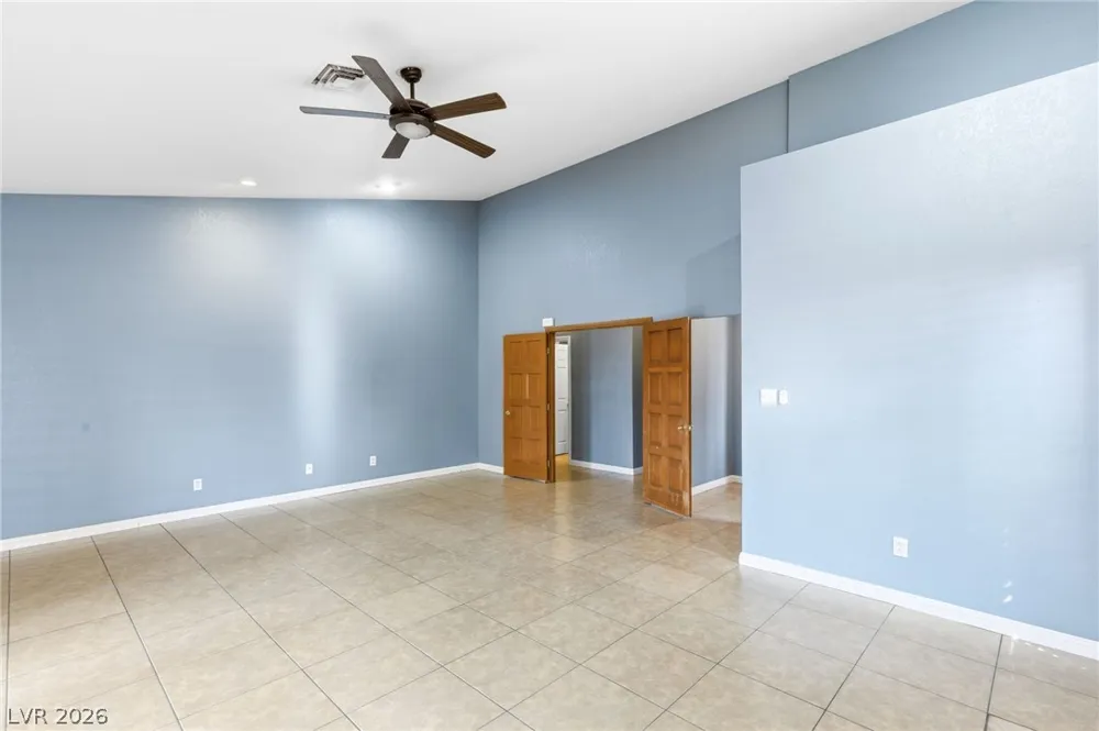 8385 W La Madre Way Las Vegas, NV 89149