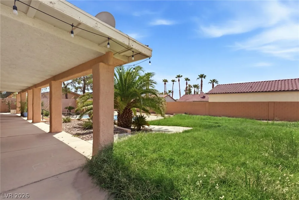 8385 W La Madre Way Las Vegas, NV 89149