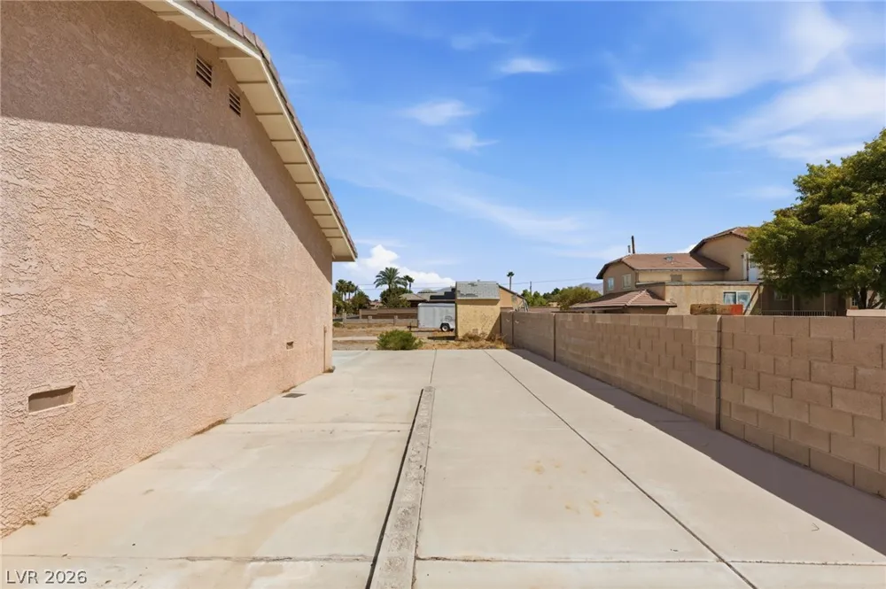 8385 W La Madre Way Las Vegas, NV 89149