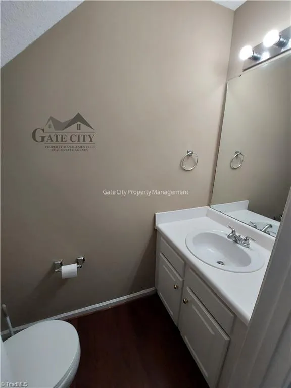 3983 Elizabeth Glen Way Jamestown, NC 27282