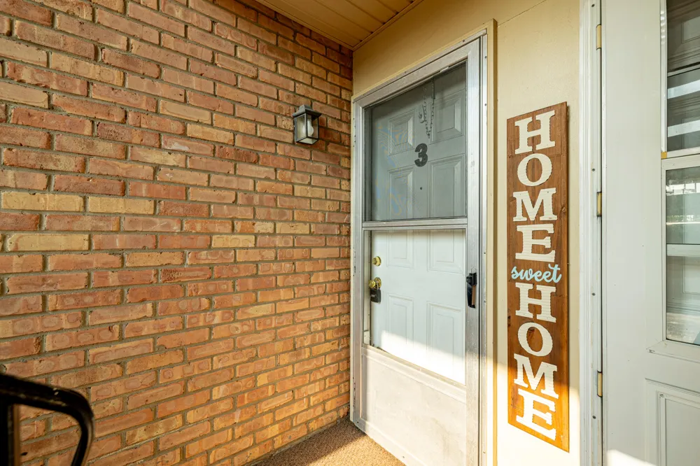 4218 Packard Street Pittsfield Charter Township, MI 48108