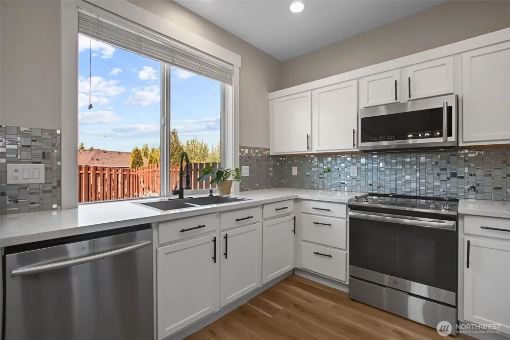 6527 Francis Avenue SE Auburn, WA 98092