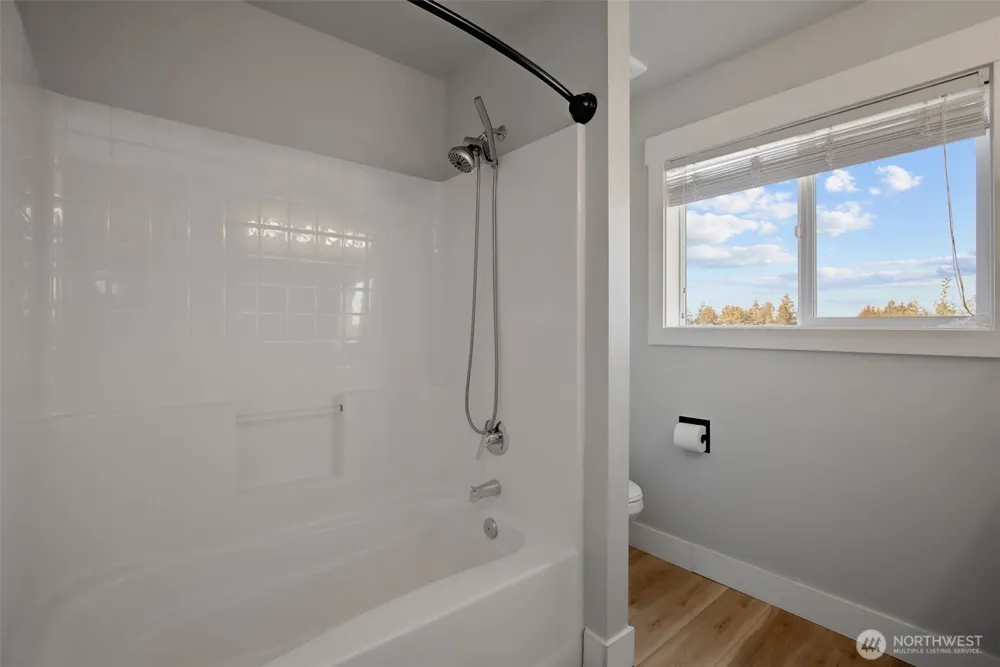6527 Francis Avenue SE Auburn, WA 98092