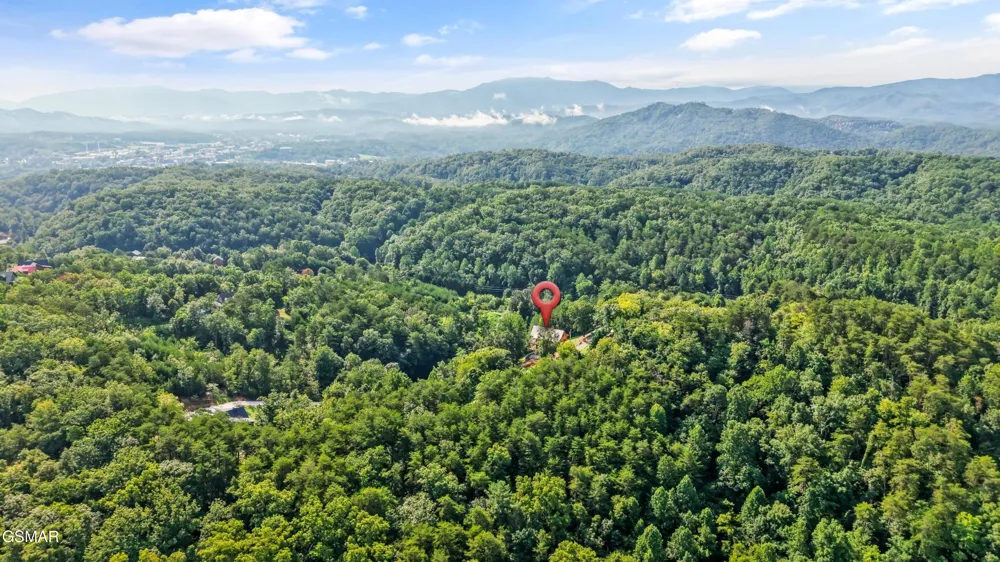 1029 Shadow Ridge Drive Sevierville, TN 37862