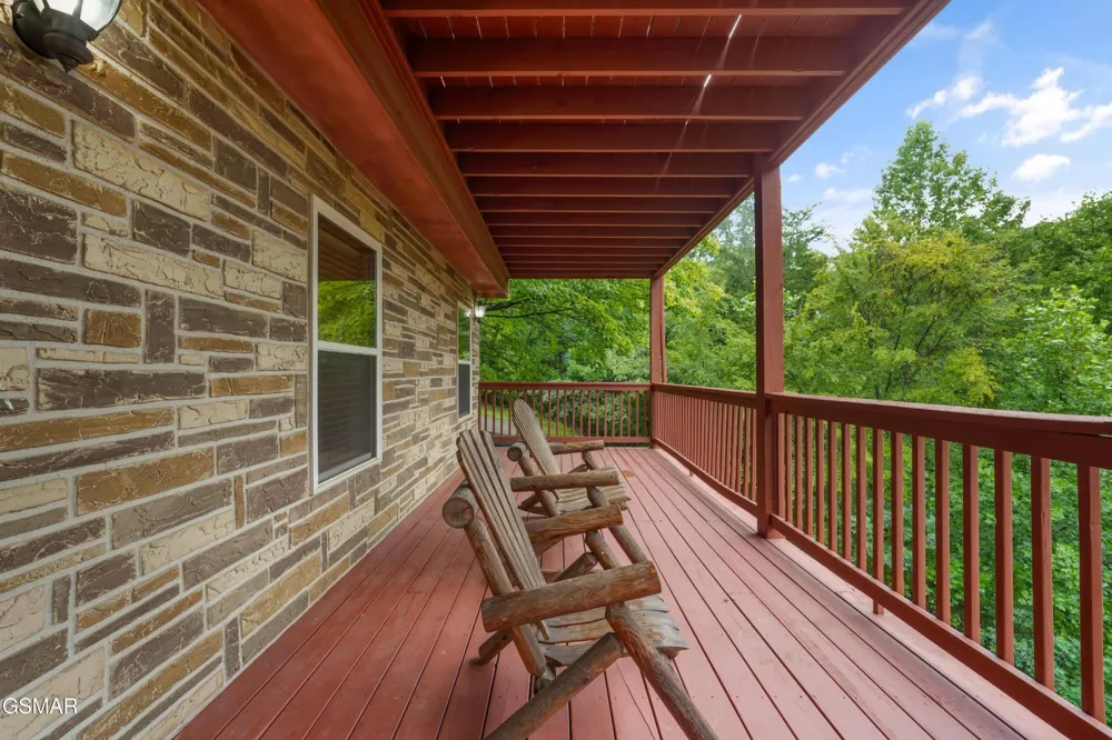1029 Shadow Ridge Drive Sevierville, TN 37862
