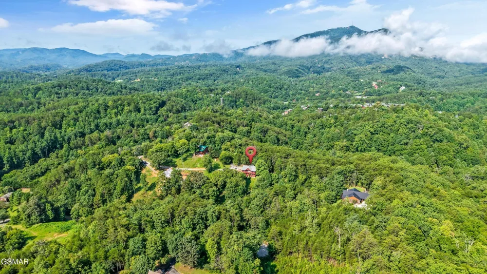 1029 Shadow Ridge Drive Sevierville, TN 37862