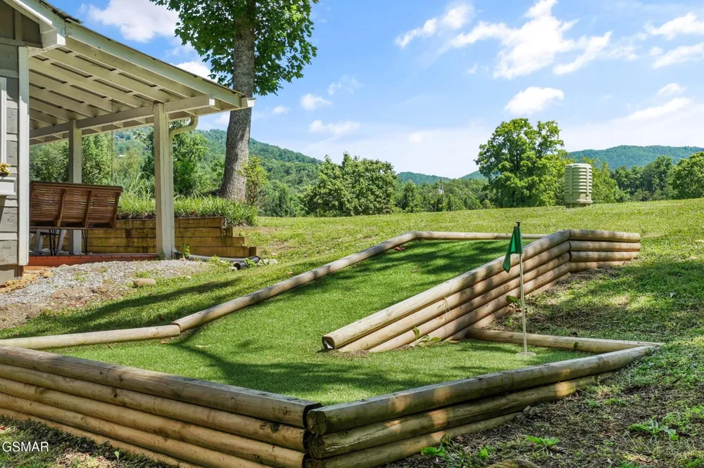 3520 Noel Hill Way Sevierville, TN 37876