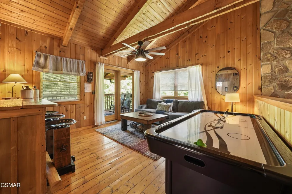 3520 Noel Hill Way Sevierville, TN 37876