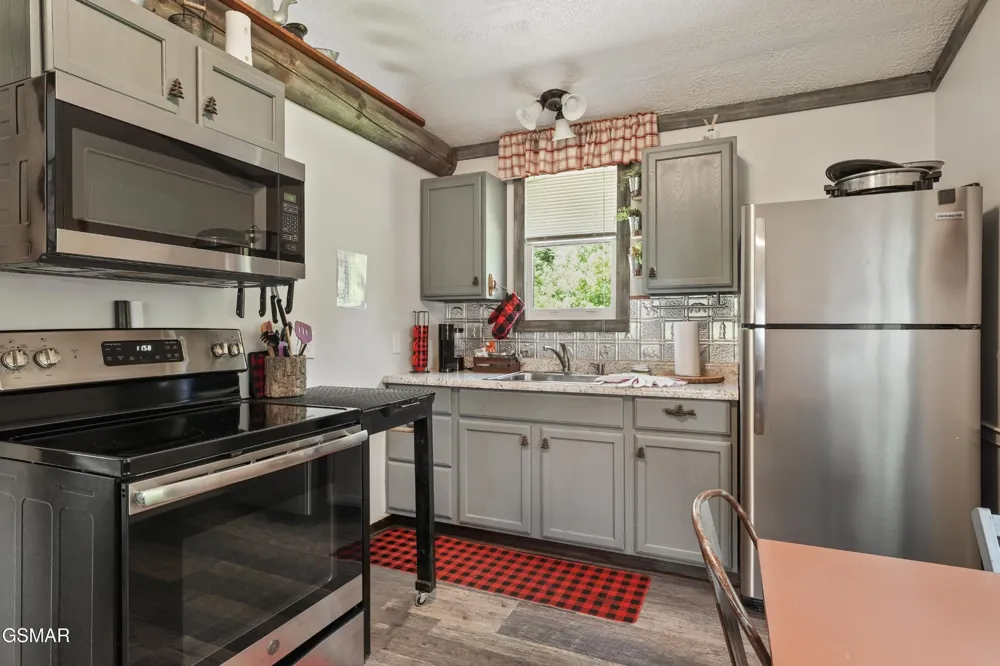 3520 Noel Hill Way Sevierville, TN 37876