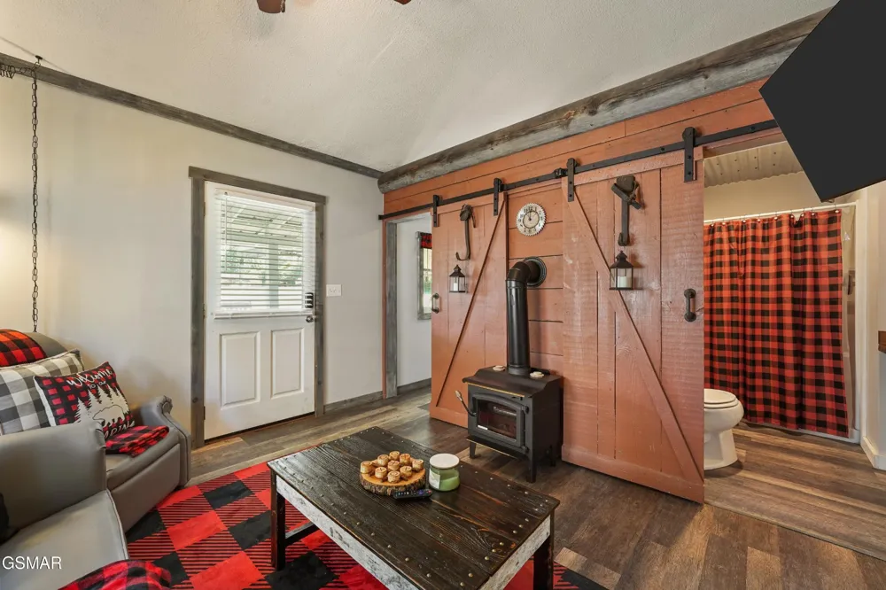 3520 Noel Hill Way Sevierville, TN 37876