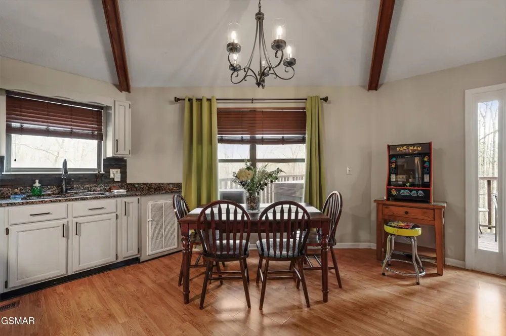 1103 Villa Lane Gatlinburg, TN 37738